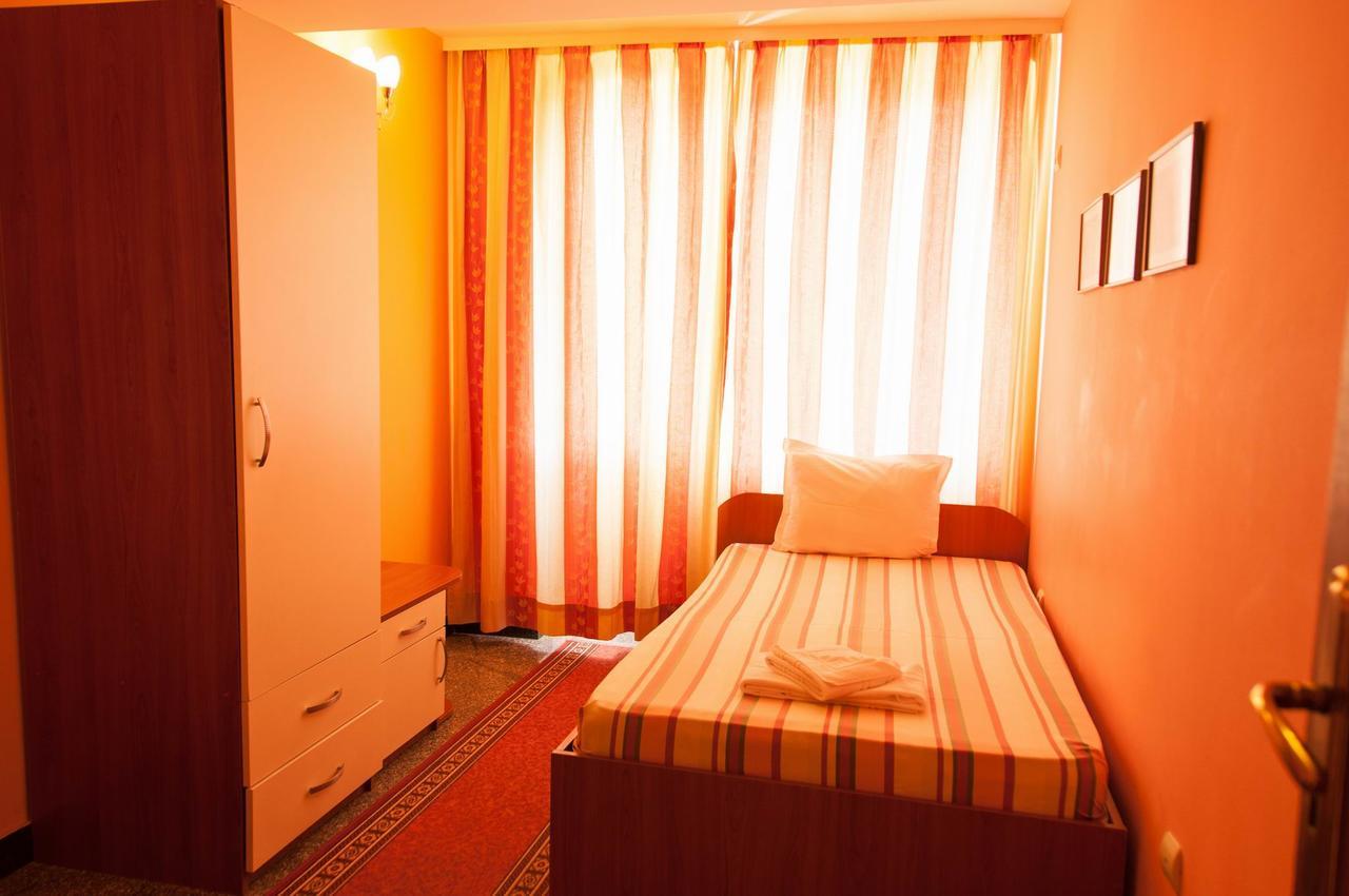 Hotel Ertancom 布拉格埃夫格拉德 外观 照片